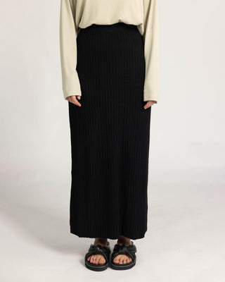 'Lara' Ribbed Knit Skirt - Black - Twiice Boutique