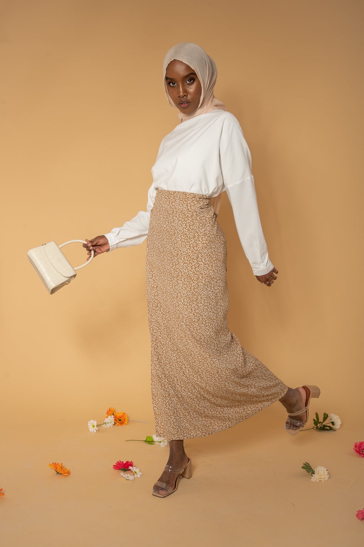 XENA SKIRT - BEIGE FLORAL